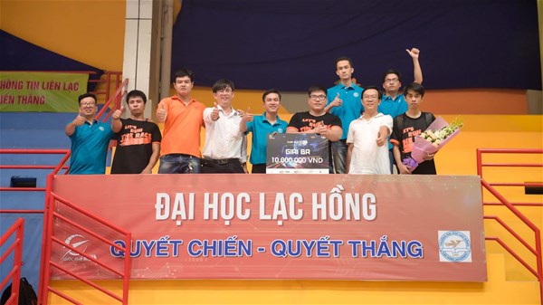 LHU The Walkers về Ba trong Cuộc đua số